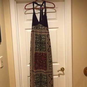 FOREVER 21 maxi dress